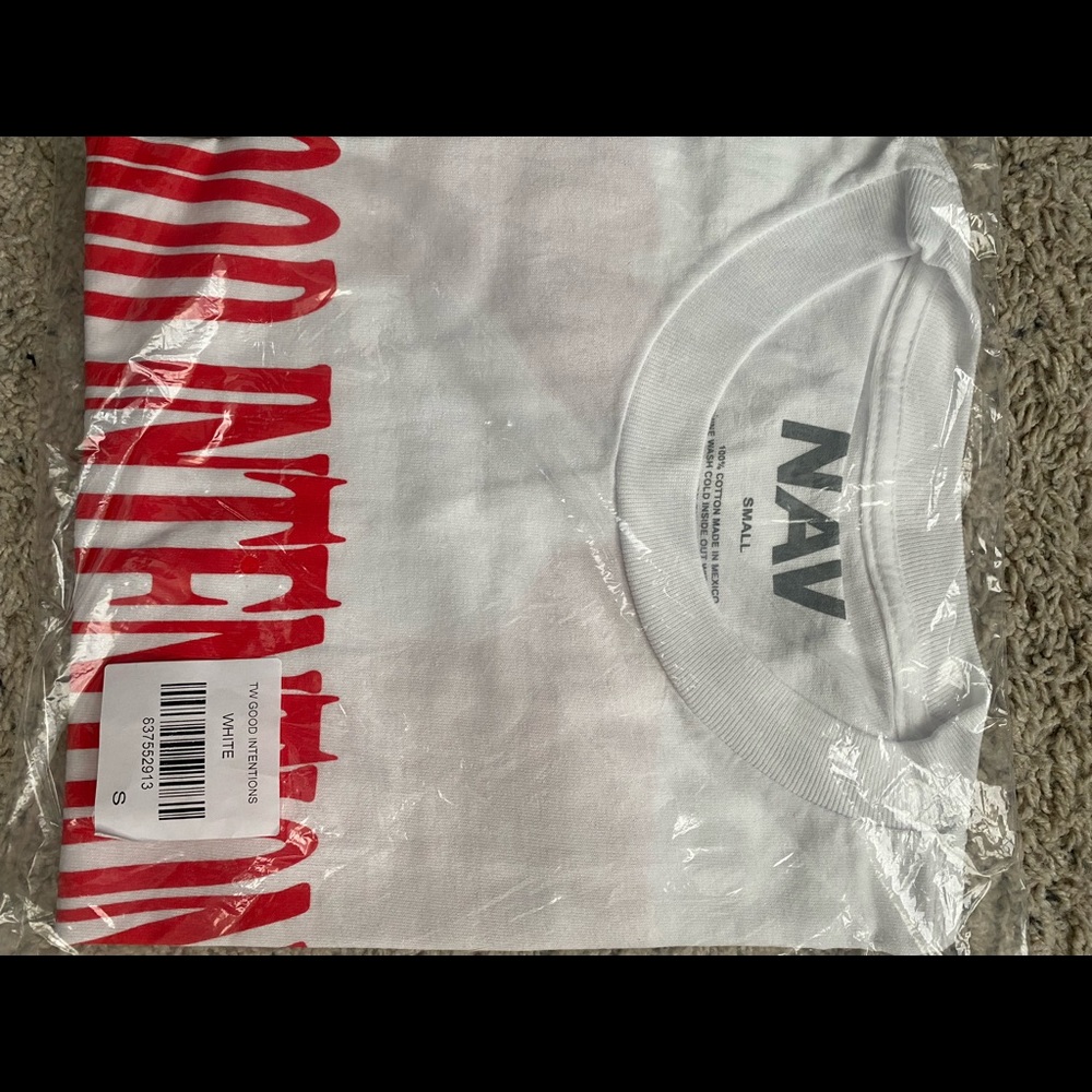 Nav Good intentions Small 100% Authentic Brand New in bag